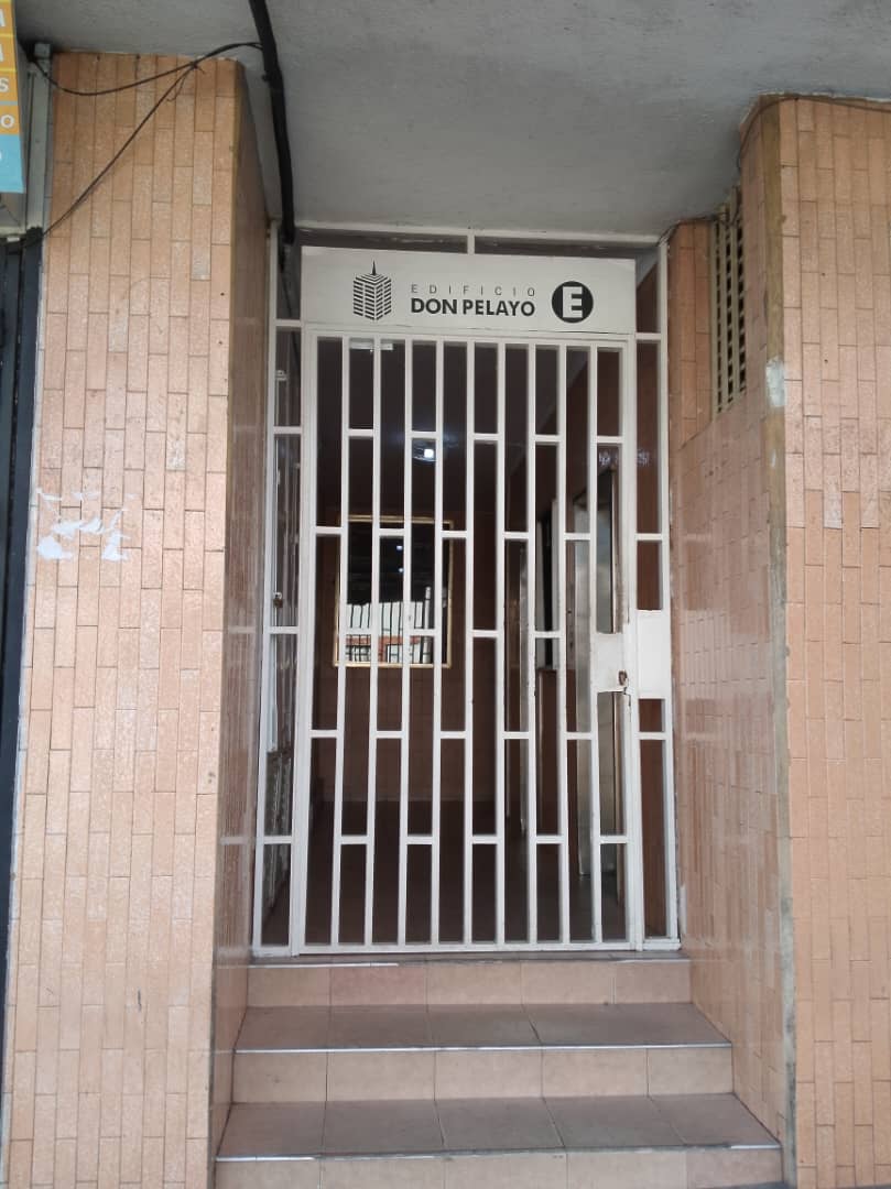 Office for Sale in Valencia Carabobo 2001